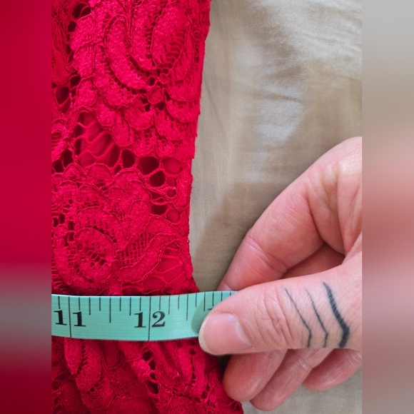 Kate Spade | Chic Red Lace Midi Dress, Size 00 - Picture 6 of 7